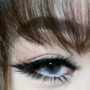 Meet your Posher, Joyce